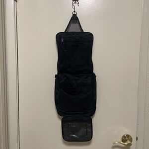 LL Bean Bag Hanging Toiletry Folding Cosmetics Personal Organizer Black